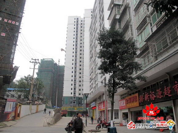 ���԰���� ʵ��ͼ